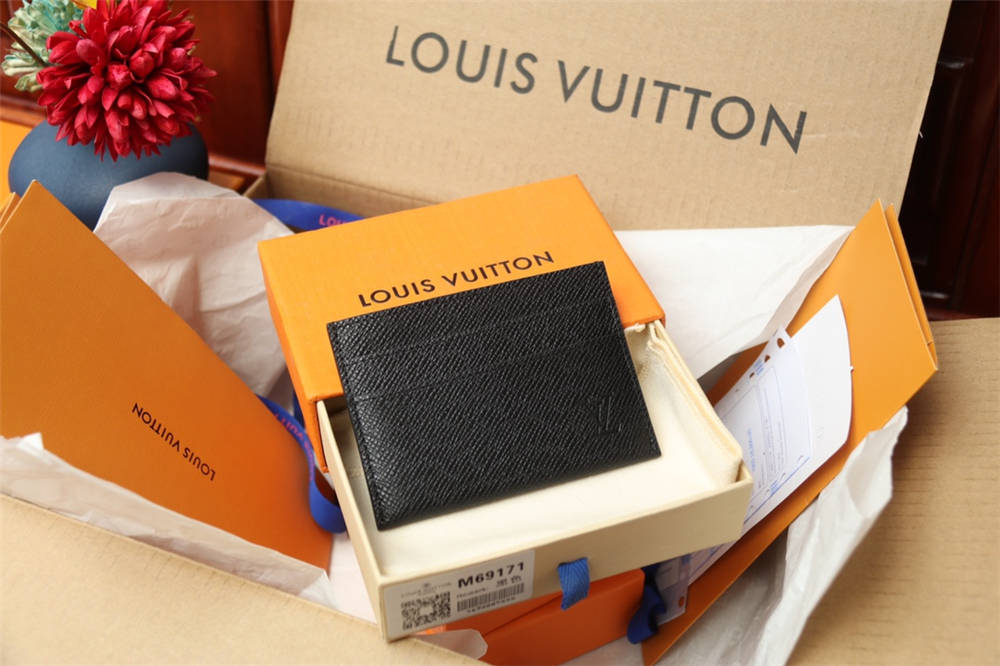 Louis Vuitton wallet PORTE CARTES DOUBLE  M62170 2025 new 